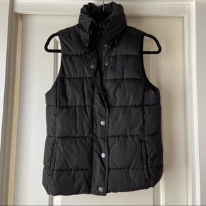 Old Navy Puffer vest S